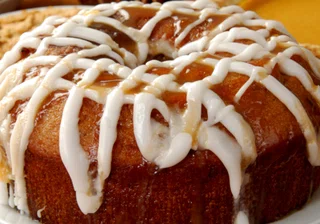 apple bundt cake